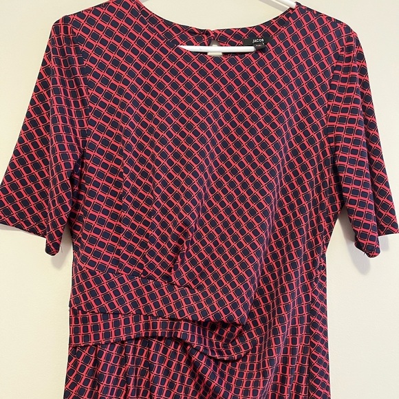 ❌❌SOLD❌❌JACOB DRESS - Picture 4 of 8